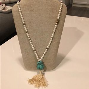 White and blue turquoise necklace